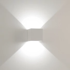 Kültéri fali LED lámpa 12W fehér IP65 vízálló 6000K hideg fényű (1003-2-WHITE-6000K)
