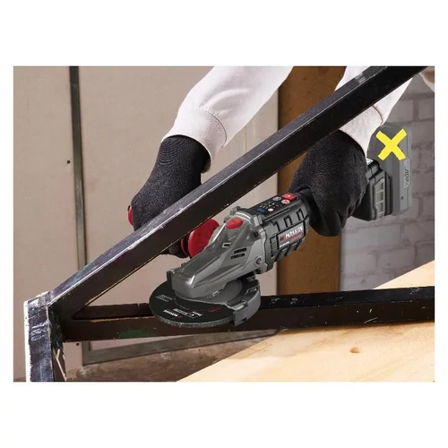 Parkside Performance akkus sarokcsiszoló lapos fejjel PPWSFA 20-Li C4