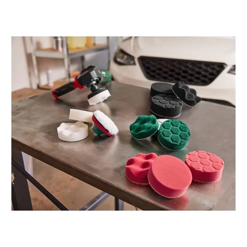 Polírozó feltét és szivacskészlet, 31 darabos