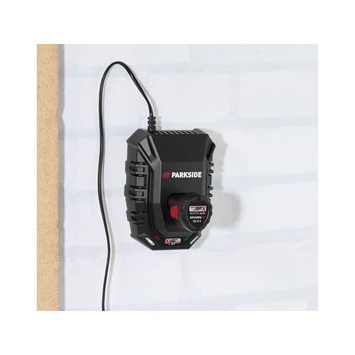 ParkSide Performance PAPK 12 2.5 B1 12V 2500 mAh Li-ion akkumulátor + PLGK 12 6.0 A1 6A 10W gyári akkutöltő szett