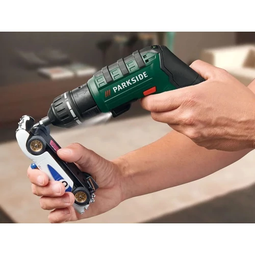 ParkSide PAS D5 akkus multicsavarozó cseretartozékokkal