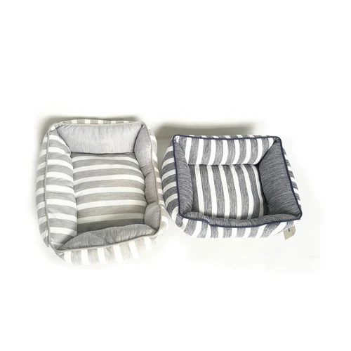 Kutyafekhely, kutyaágy, macska fekhely, macskaágy világos szürke színben M méret (PET-BED-STRIPED-GREY-M)